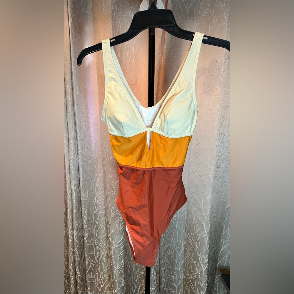 Cupshe Cream, Orange, and Brown One Piece Swimsuit
